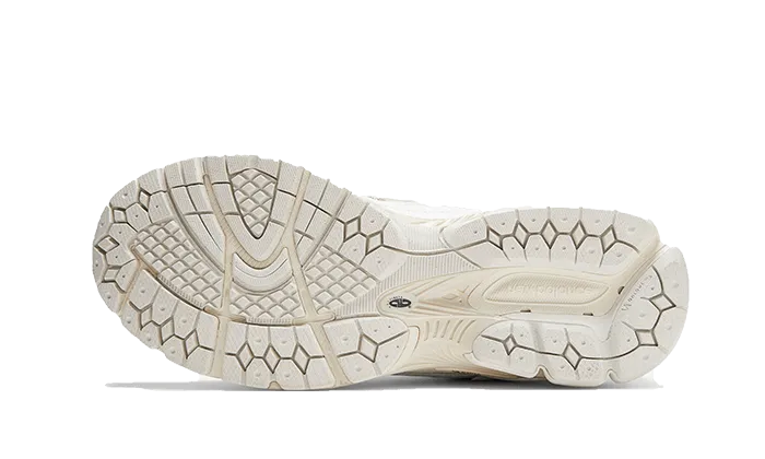 New Balance 1906D Protection Pack White  - M1906DE