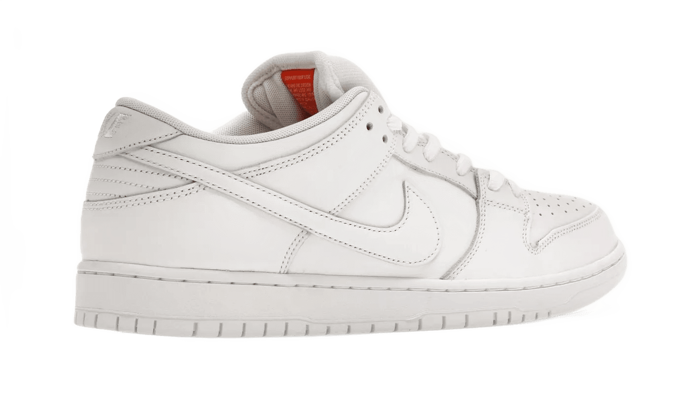 SB Dunk Low Pro Triple White - FJ1674-100