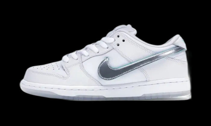 SB Dunk Low Diamond Supply Co. White Diamond BV1310 100 THREE52 Three52