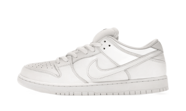 NIKE SB DUNK LOW PRO ”TRIPLE WHITE\