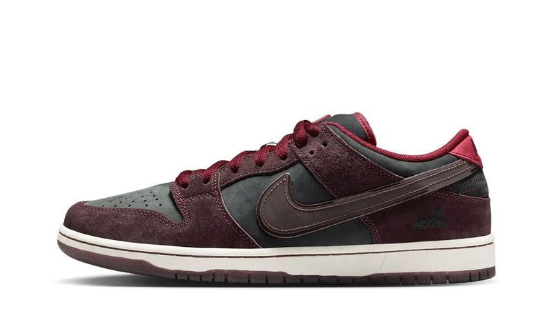 Nike SB Dunk Low Riot Skateshop - FZ1289-200