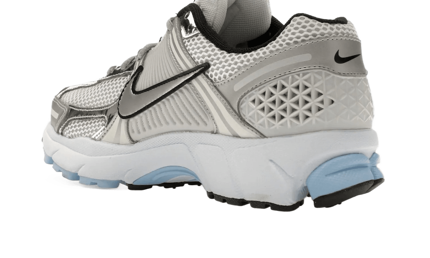 Nike Zoom Vomero 5 Metallic Silver Blue Tint - HF1877-100